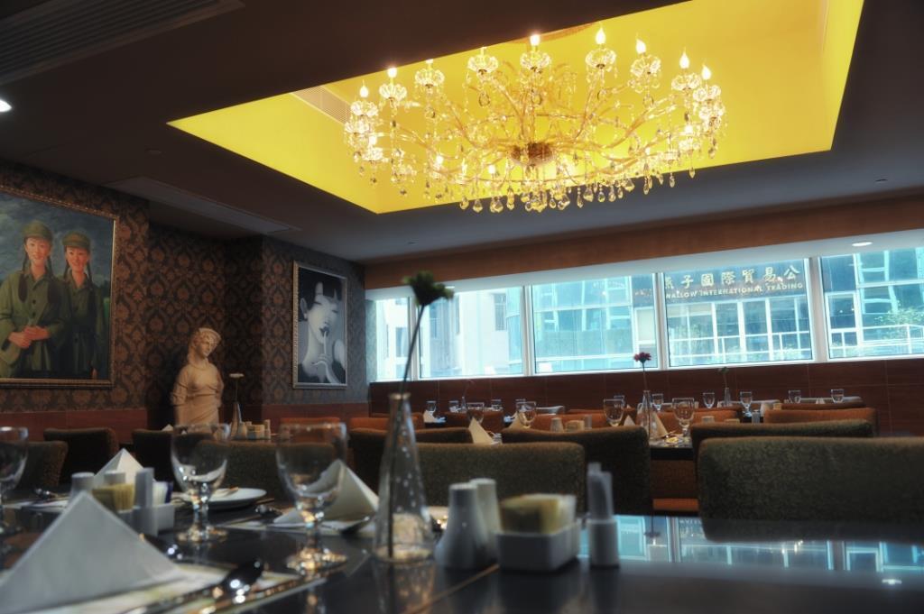 Hotel Ramada Grand Tsim Sha Tsui à Hong Kong Extérieur photo