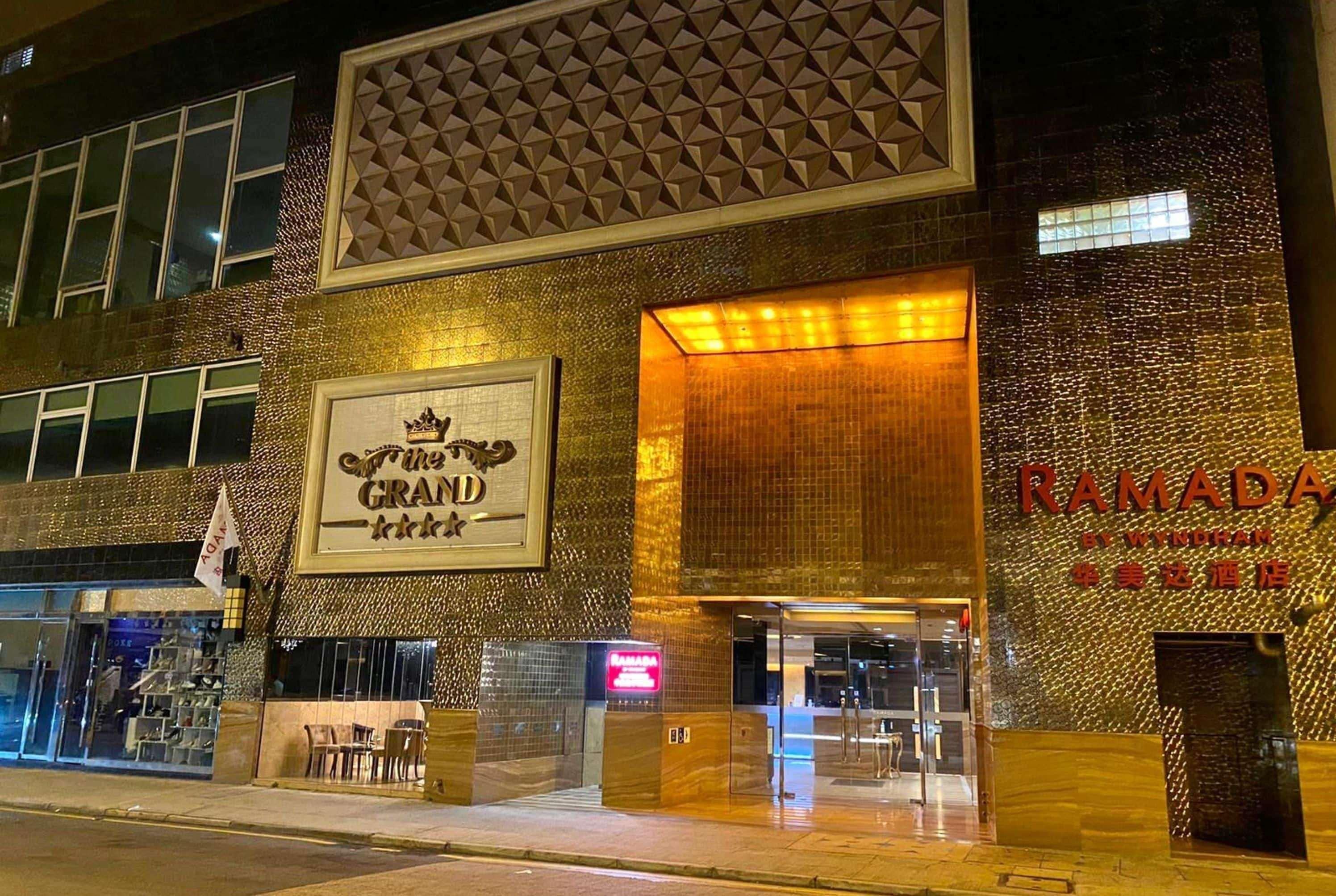 Hotel Ramada Grand Tsim Sha Tsui à Hong Kong Extérieur photo