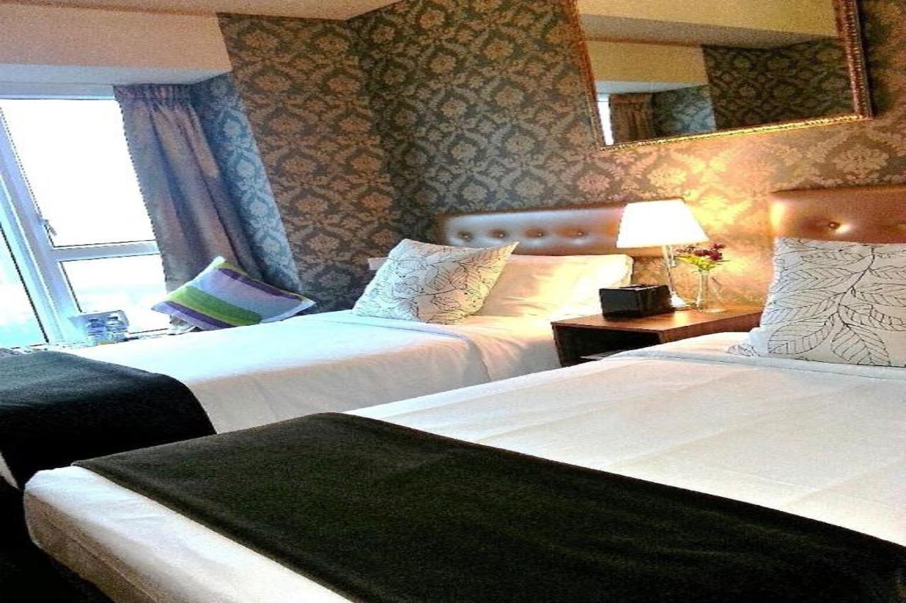 Hotel Ramada Grand Tsim Sha Tsui à Hong Kong Extérieur photo