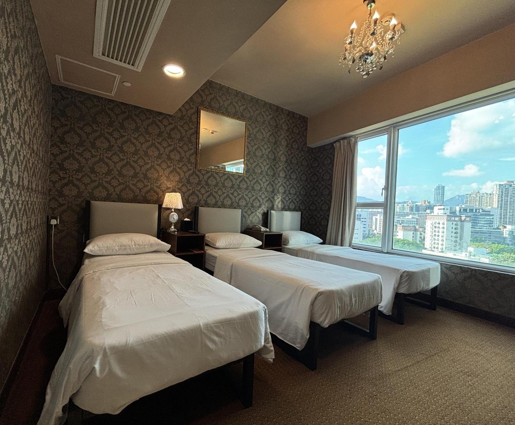 Hotel Ramada Grand Tsim Sha Tsui à Hong Kong Extérieur photo
